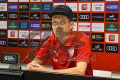 2. Fußball-Liga - Pressekonferenz - Vorstellung Cheftrainer Roberto Pätzold und Manager Profifußball Malte Metzelder - Saison 2021/2022 - FC Ingolstadt 04 - Cheftrainer Roberto Pätzold - Foto: Meyer Jürgen