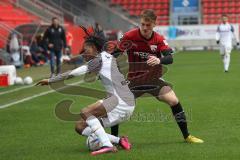 3.Liga - Saison 2022/2023 - FC Ingolstadt 04 -  - FC Freiburg II -Maximilian  Neuberger (Nr.38 - FCI) - Jordy Makendo (Nr.4 - SC Freiburg II) -  Foto: Meyer Jürgen