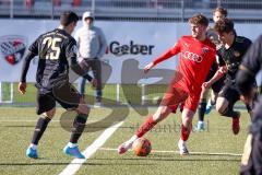 A - Junioren Bundesliga Süd/Südwest -  Saison 2021/2022 - FC Ingolstadt 04 - FC Bayern München - Johannes Birkl (#25 FCI) - Foto: Meyer Jürgen