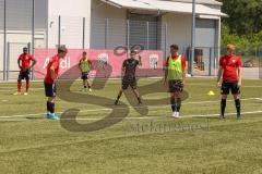 Bayernliga Süd - Saison 2022/2023 - FC Ingolstadt 04 II -  Trainingsauftakt - Käs Alexander Trainer FCI spricht mit seinen Spielern - Foto: Meyer Jürgen