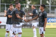 Toto Pokal; FC Memmingen - FC Ingolstadt 04, 2. Runde; vor dem Spiel Ognjen Drakulic (30, FCI) Emre Gül (5, FCI)