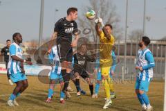 Bezirksliga - Saison 2024/25- TSV Gaimersheim - FC Aschheim - Michael Graßl (Nr.18 - TSV Gaimersheim)- Pascal Jakob Torwart Aschheim - Foto: Meyer Jürgen