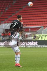 2.BL; FC Ingolstadt 04 - Hannover 96; ertser Eistz nach Schlüsselbeinbruch Verletzung Dennis Eckert Ayensa (7, FCI) Sebastian Stolze (22 Han)