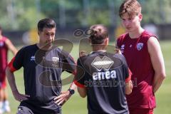 3. Liga; FC Ingolstadt 04 - Trainingsauftakt, erstes Training nach der Sommerpause; Co-Trainer Ilia Gurev (FCI) Cheftrainerin Sabrina Wittmann (FCI) Frederik Christensen (11, FCI) Neuzugang