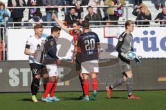 2.BL; Holstein Kiel - FC Ingolstadt 04 - gelbe Karte für Christian Gebauer (22, FCI) Arslan Ahmet (7 Kiel) Arp Fiete (20 Kiel) Torwart Robert Jendrusch (1, FCI)