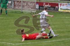 Kreisliga - Saison 2024/25- TSV Kösching - TSV Hohenwart - Leon Sedlmair weiss Hohenwart - Valentin Hafner weiss Hohenwart - Foto: Meyer Jürgen