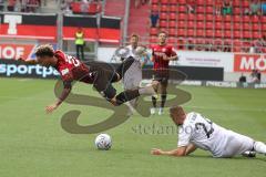 3. Fußball-Liga - Saison 2022/2023 - FC Ingolstadt 04 - SpVgg Bayreuth - Jalen Hawkins (Nr.20 - FCI) wird durch Felix Weber (Nr.24 - SpVgg Bayreuth) gefoult - Foto: Meyer Jürgen