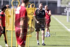 3. Liga; FC Ingolstadt 04 - Trainingsauftakt, erstes Training nach der Sommerpause; Co-Trainer Fabian Reichler (FCI)