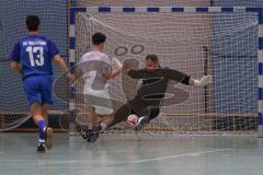 Hallenturnier Ingolstadt Nord - Saison 2024/25 - SV Pulling - SV Oberstimm - Tomas Ruhland Torwart Oberstimm - Moritz Stahl grau Pulling - Foto: Meyer Jürgen