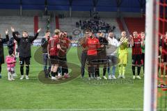 3.Liga - Saison 2022/2023 - FC Ingolstadt 04 -  MSV Duisburg - die Spieler bedanken sich bei den Fans - jubel - Foto: Meyer Jürgen