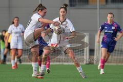 2. Bundesliga Frauen - Saison 2025/26 - FC Ingolstadt 04 Frauen - FSV Mainz - Leonie Hein (Nr.17 - FC Ingolstadt Frauen I) - Emma Kusch (Nr.9 - FC Ingolstadt Frauen I) - Foto: Meyer Jürgen