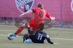 2. Frauen-Bundesliga - Saison 2021/2022 - FC Ingolstadt 04 - Eintracht Frankfurt II - Maier Ramona (#18 FCI) wird gefoult von Acikgöz Dilara Frankfurt und bekommt die rote Karte -  - Foto: Meyer Jürgen