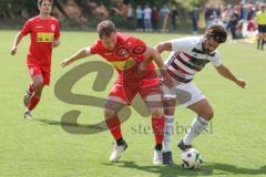 Kreisliga - Saison 2024/25- SV Kasing - TSV Kösching-  - Sanser Calik weiss Kasing - Gerard Gläser rot Kösching - Foto: Meyer Jürgen