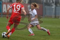 DFB -Pokal Frauen - Saison 2025/26 - FC Ingolstadt 04 Frauen - FC Bayern München - Haberäcker Leonie (Nr.13 - FC Ingolstadt Frauen I) - Naschenweng Katharina rot Bayern - Foto: Meyer Jürgen