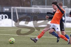 Schanzer Amateurcup 2026 - SV Haunwöhr - SC Irgertsheim - Pascal Mundil blau Haunwöhr - Marc Schuhmann orange Irgertsheim - Foto: Meyer Jürgen