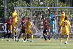 Freundschaftsspiel - Saison 2022/2023 - FC Ingolstadt 04 -  SpVgg Bayreuth - Torwart Markus  Ponath (Nr.40 - FCI) - Foto: Meyer Jürgen