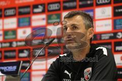 3.Liga - Saison 2022/2023 - FC Ingolstadt 04 -  MSV Duisburg - Cheftrainer Michael Köllner (FCI) bei der Pressekonferenz nach dem Spiel - Foto: Meyer Jürgen