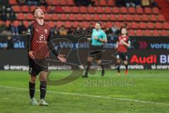 3. Liga; FC Ingolstadt 04 - SC Freiburg II; ärgert sich Jannik Mause (7, FCI) Torchance verpasst