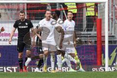 3. Liga; FC Ingolstadt 04 - SC Verl; Patrick Schmidt (9, FCI) jubelt, Tor verteidigt Donald Nduka (42, FCI) Tobias Schröck (21, FCI) Paetow Torge (16 Verl)