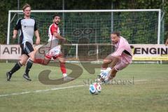 Kreisliga- Saison Saison 2026/27 - SV Türkisch Ingolstadt - TSV Ober./Unterhaunstadt -  Oliver Günther grau Ober./Unterh.stadt  - Ali Cakmakci TW Ober./Unterh.stadt Hakan Düzgün weiss Türkisch mit einer Torchance-Foto: Meyer Jürgen