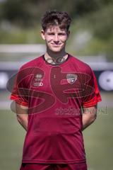 3. Liga; FC Ingolstadt 04 - Trainingsauftakt, erstes Training nach der Sommerpause; Neuzugang Torwart Markus Ponath (1, FCI)