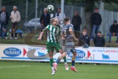 Landesliga - Saison 2025/26 - SV Manching - TSV Jetzendorf - Nico Daffner (Nr.14 - SV Manching) - Julius Donnert grau Jetzendorf - Foto: Meyer Jürgen
