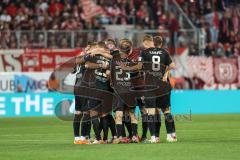 3. Liga; FC Ingolstadt 04 - SSV Jahn Regensburg; Tor Jubel Treffer 2:1 Benjamin Kanuric (8, FCI) Yannick Deichmann (20, FCI) Moritz Seiffert (23, FCI) Tobias Schröck (21, FCI) Mladen Cvjetinovic (19, FCI) Simon Lorenz (32, FCI)