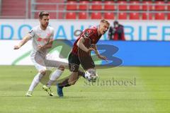 3. Liga - FC Bayern 2 - FC Ingolstadt 04 - Foul an Filip Bilbija (35, FCI) Welzmüller Maximilian (19 FCB)