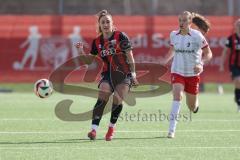 2. Bundesliga Frauen - Saison 2024/25 - FC Ingolstadt 04 Frauen - SC Freiburg II - Ivana Slipcevic (Nr.8 - FCI Frauen) - Schmit Charlotte weiss Freiburg - Foto: Meyer Jürgen