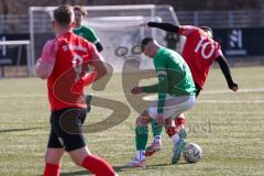 2024_2_17 - Saison 2023/24 - AUDI-Schanzer Amateur Cup - FC Gerolfing - TV 1861 Ingolstadt - Halbfinale 2 - Julien Bajer grün Gerolfing - Stefan Funk rot 1861 Ing. - Foto: Meyer Jürgen