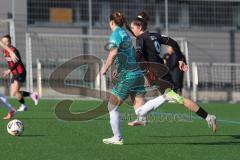 2. Bundesliga Frauen - Saison 2025/26 - FC Ingolstadt 04 Frauen - VFR SW Warbeyen  - Emma Kusch (Nr.9 - FC Ingolstadt Frauen I) - Howard Hayley Ann grün Warbeyen - Foto: Meyer Jürgen