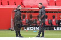 3. Liga - FC Bayern 2 - FC Ingolstadt 04 - Cheftrainer Tomas Oral (FCI) und Martín Demichelis (FCB)