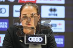 3. Liga; FC Ingolstadt 04 - SSV Jahn Regensburg; Pressekonferenz Interview Cheftrainerin Sabrina Wittmann (FCI) Remis Unentschieden 1:1