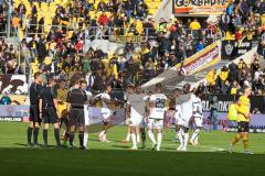 3.Liga - Saison 2022/2023 - Dynamo Dresden - FC Ingolstadt 04 - Das Spiel ist aus - Foto: Meyer Jürgen