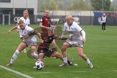 DFB Pokal - Frauen - Saison 2025/26 - FC Ingolstadt 04 Frauen - 1. FC Nürnberg - Jenny Beyer (Nr.8 - FC Ingolstadt Frauen I) - Polaskova Aneta rot Nürnberg - Fritzberg Teresa (Nr.3 - FC Ingolstadt Frauen I) - Foto: Meyer Jürgen