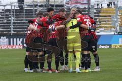 3.Liga - Saison 2022/2023 - SV 07 Elversberg - FC Ingolstadt 04 - Die Mannschaft bildet einen Kreis vor dem Spiel - Foto: Meyer Jürgen