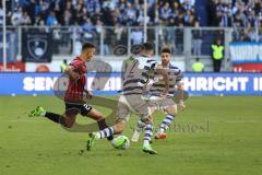 3. Liga; MSV Duisburg - FC Ingolstadt 04; Zweikampf Kampf um den Ball Marcel Costly (22, FCI) Baran Mogultay (2 MSV)