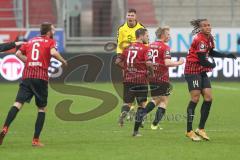 3. Fußball-Liga - Saison 2020/2021 - FC Ingolstadt 04 - FC Viktoria Köln - Der 1:1 Ausgleichstreffer durch Torwart Fabijan Buntic (#24,FCI)  - jubel - Foto: Meyer Jürgen