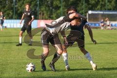 Bezirksliga - Saison 2025/26 - TSV Ober./Unterhaunstadt - VFR Garching - Oliver Günther - TSV Ober-/Unterh.stadt) - Luca Monetti schwarz Garching - Foto: Meyer Jürgen