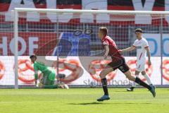 3. Liga - FC Ingolstadt 04 - FSV Zwickau - Filip Bilbija (35, FCI) erzielt das 2:1 Jubel Tor, Torwart Brinkies Johannes (1 Zwickau) Stanic Jozo (6 Zwickau)