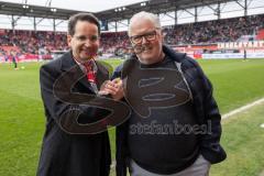 3. Liga; FC Ingolstadt 04 - FC Viktoria Köln; Sieger im SchanzengeberTurnier mit Oberbürgermeister Dr. Michael Kern und Vorsitzender des Vorstandes Peter Jackwerth (FCI)