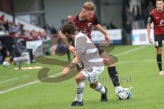 3.Liga - Saison 2023/2024 - SC Verl - FC Ingolstadt 04 - Benjamin Kanuric (Nr.8 - FCI) - Tom Baack (Nr.5 - Verl) -  - Foto: Meyer Jürgen