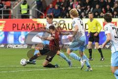 3. Liga; FC Ingolstadt 04 - TSV 1860 München; Pascal Testroet (37, FCI) Wörl Marius (38 TSV) Verlaat Jesper (4 TSV)