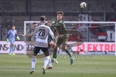 3. Liga; SC Verl - FC Ingolstadt 04; Zweikampf Kampf um den Ball Elias Decker (3, FCI) Steczyk Dominik (11 Verl) Otto Yari (28 Verl)