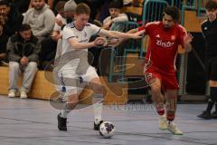 Lotto Bayern Hallencup - Lindenkreuzhalle Saison 2024/25 - FC Deisenhofen - Türk SV Ingolstadt - Daniel Drotleff rot Türk SV Ing. - Jonas Herrmann weiss Deisenhofen  - Foto: Meyer Jürgen