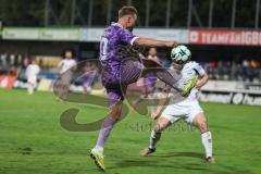 Toto-Pokal; SV Wacker Burghausen - FC Ingolstadt 04; Yannick Deichmann (20, FCI) stoppt den Ball in der Luft