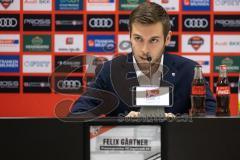 2.BL; FC Ingolstadt 04 - Dietmar Beiersdorfer, neuer Geschäftsführers Sport und Kommunikation, Pressekonferenz, Pressesprecher Felix Gärtner (FCI)