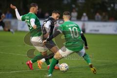 2023_10_21 - Kreisliga - Saison 2023/24 - FC Gerolfing - FC Fatih Ingolstadt - Peter Veit schwarz Fatih - Flaur Bashota grün links Gerolfing - Quirin Nuber grün #10 Gerolfing - Foto: Meyer Jürgen