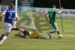 BZL - Oberbayern - SV Manching - TSV Rohrbach - Benedikt Vollnhals (#9 Manching) mit einer Torchance - Patrick Diller Torwart Rohrbach - Foto: Jürgen Meyer