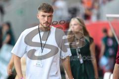 3. Liga; FC Ingolstadt 04 - Alemannia Aachen; vor dem Spiel Benjamin Kanuric (37 FCI) nicht aufgestellt